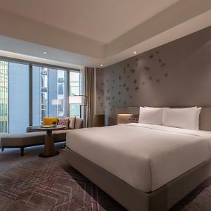 Premium King Room