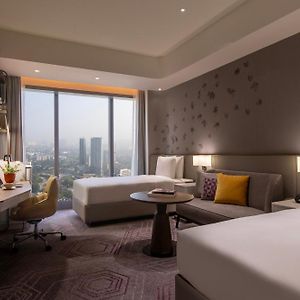Standard Upper Floors Twin Room